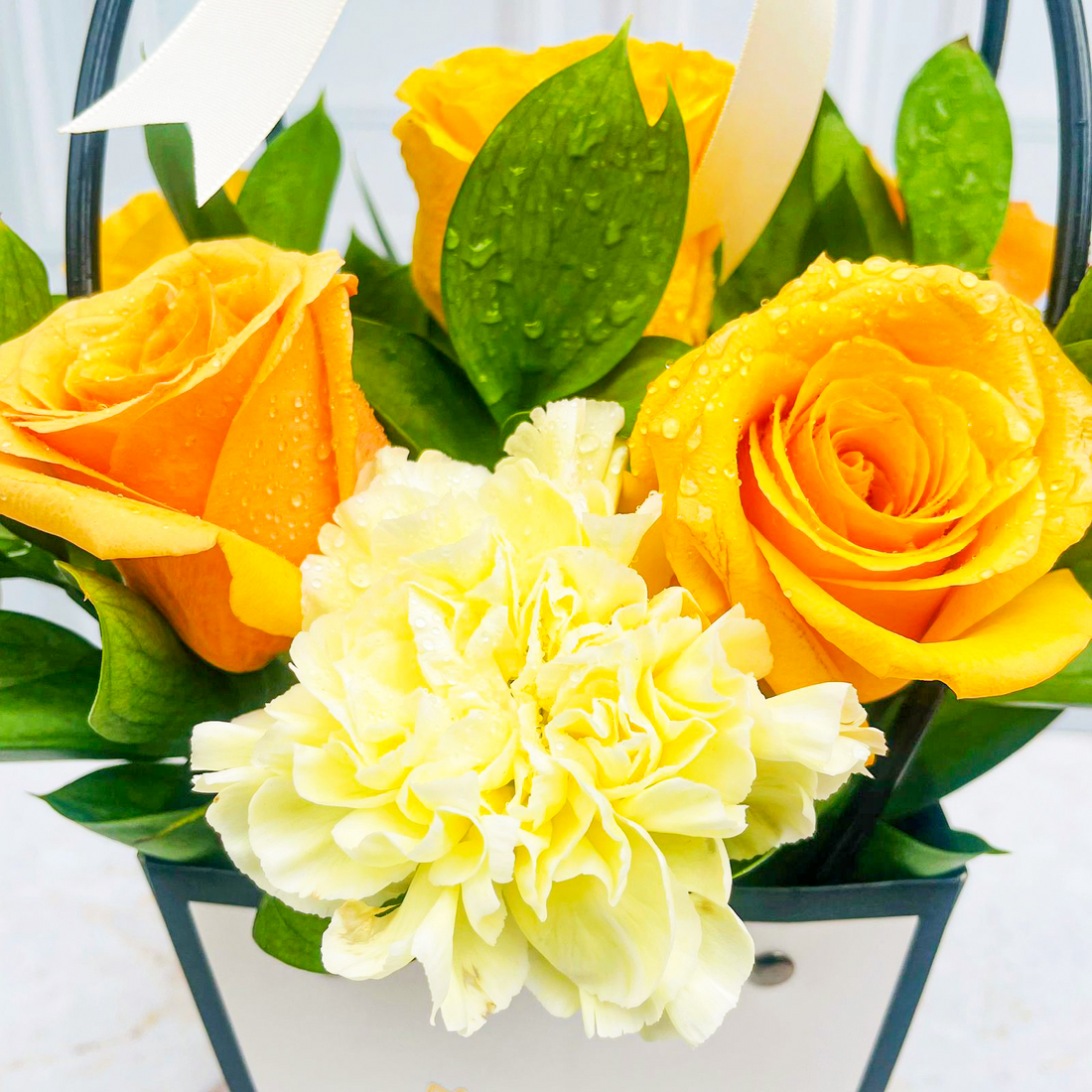 Cesto Rosas Amarillas Premium