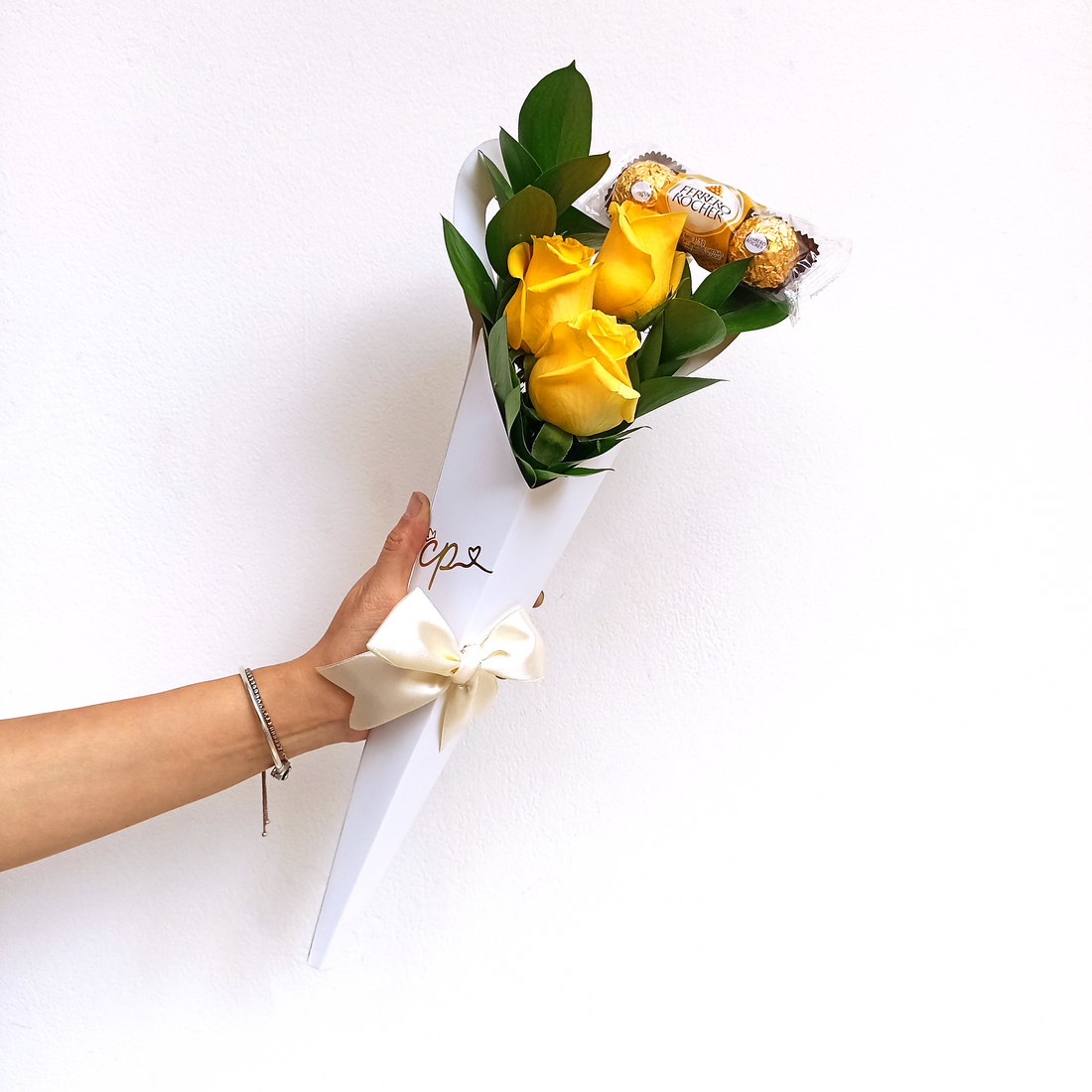 Mini Ramo Trio rosas amarillas