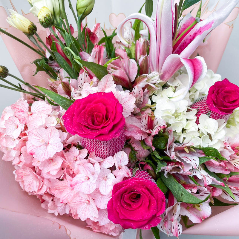 Ramo Lirios & Rosas