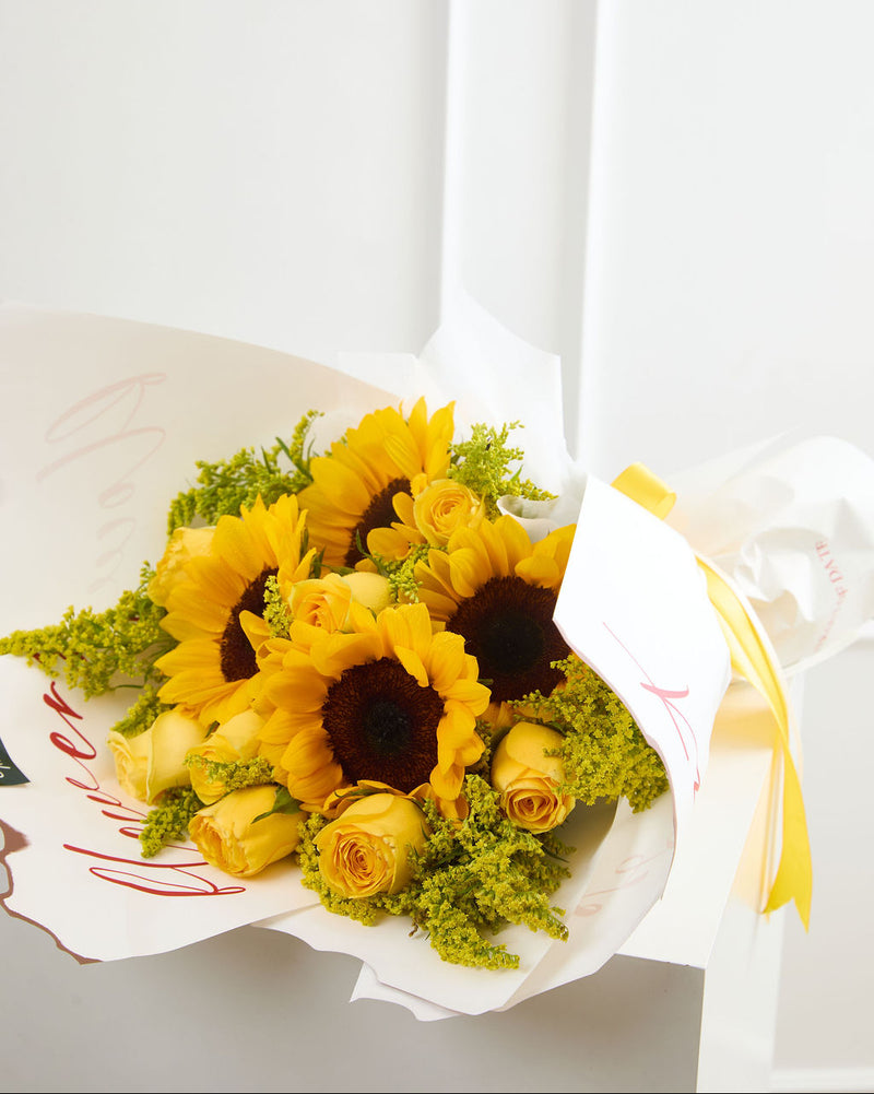 Ramo Girasoles y Rosas