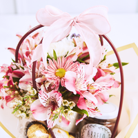 Gift Box Astromelias & Dulces