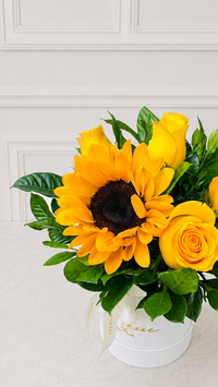 Box Rosas y Girasoles Dúo