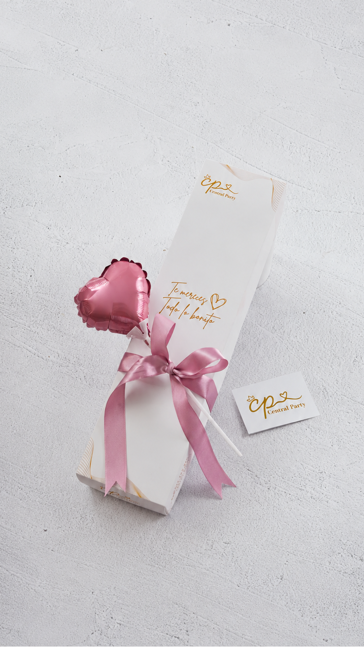 Caja de 3 Rosas Rosadas y chocolates