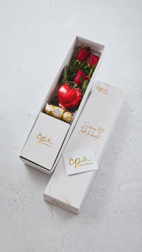 Caja de 3 Rosas Rojas y chocolates