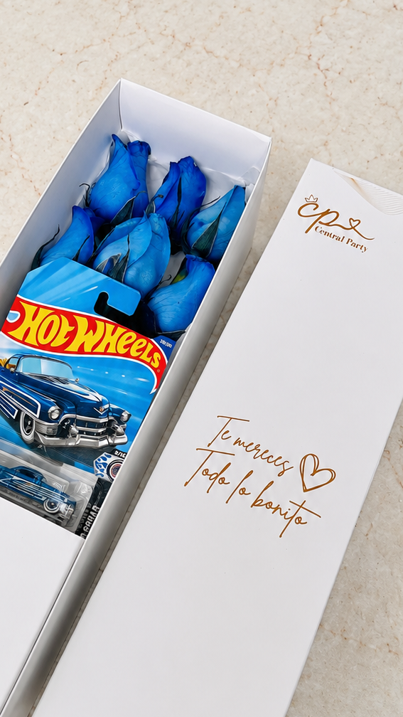 Box 6 Rosas Azules & Hotwheels