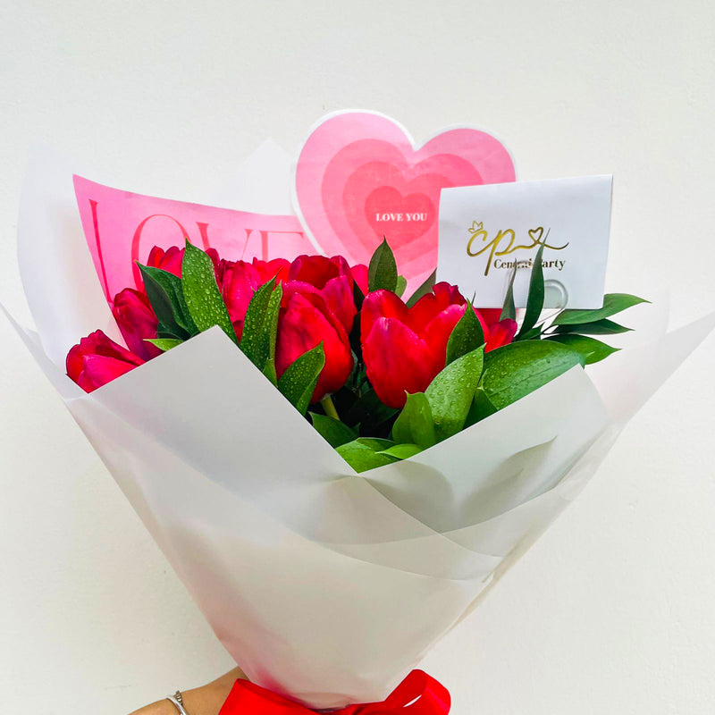 Ramo de 10 Tulipanes Rojos