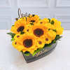 Box Girasoles & Rosas Corazón
