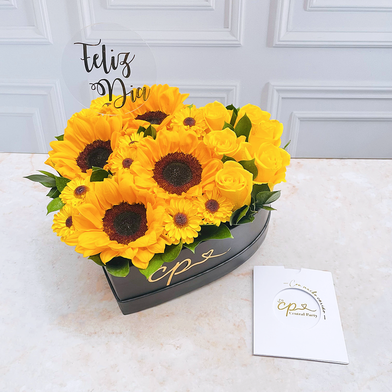 Box Girasoles & Rosas Corazón