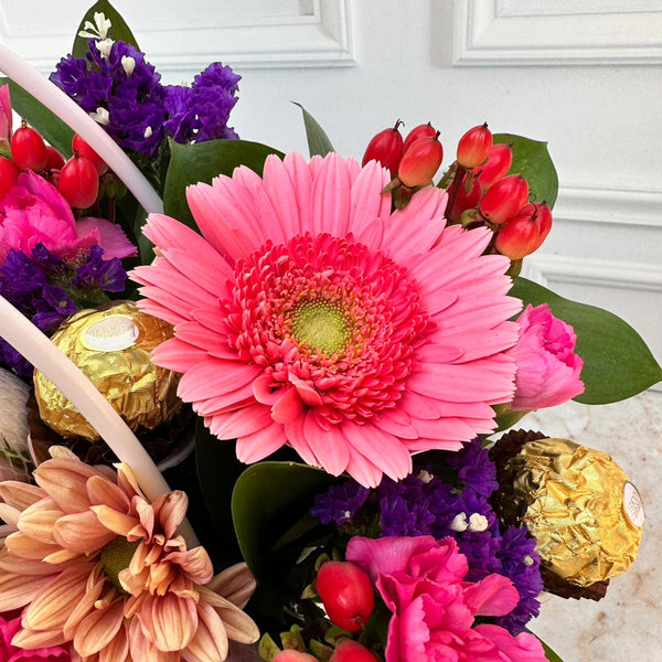 Canasta Flores y Lirio fucsia
